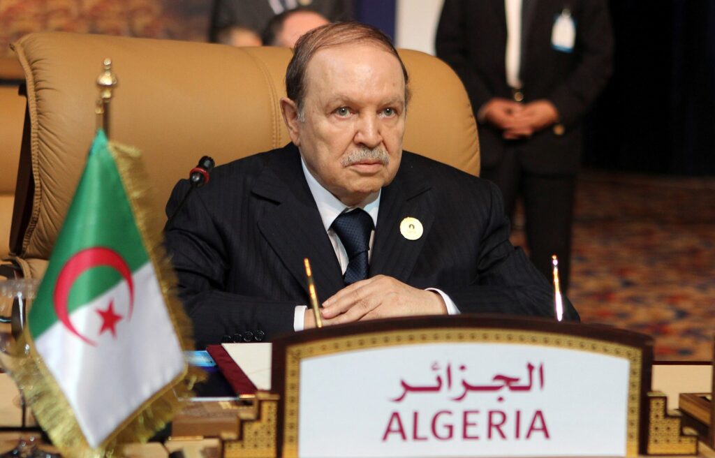 وفاة الرئيس الجزائري السابق عبد العزيز بوتفليقة عن 84 عاماً