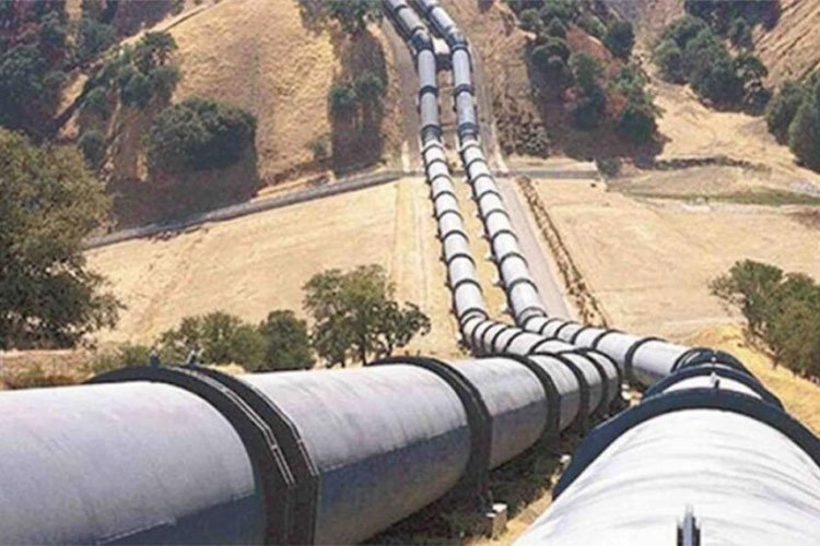 الجزائر ستلجأ إلى السفن لسد نقص إمدادات الغاز نحو إسبانيا