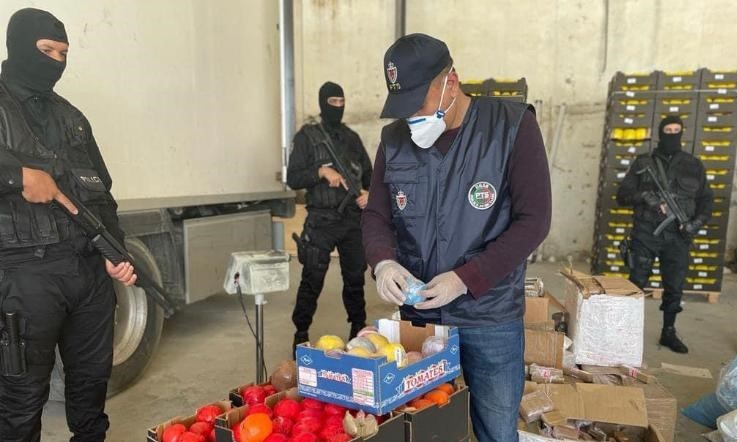 حجز شحنة قياسية من المخدرات بطنجة.. والي الأمن: ننسق مع المصالح المعنية للوصول إلى جميع أفراد الشبكة