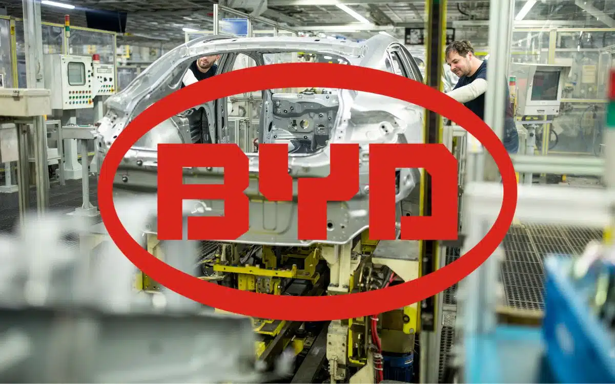 BYD voiture electrique usine France Chine emmanuel macron bruno le maire