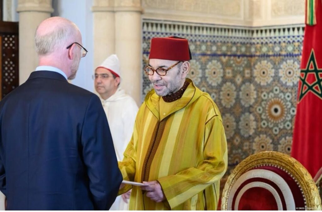 الديوان الملكي.. الملك محمد السادس يستقبل عددا من السفراء الأجانب